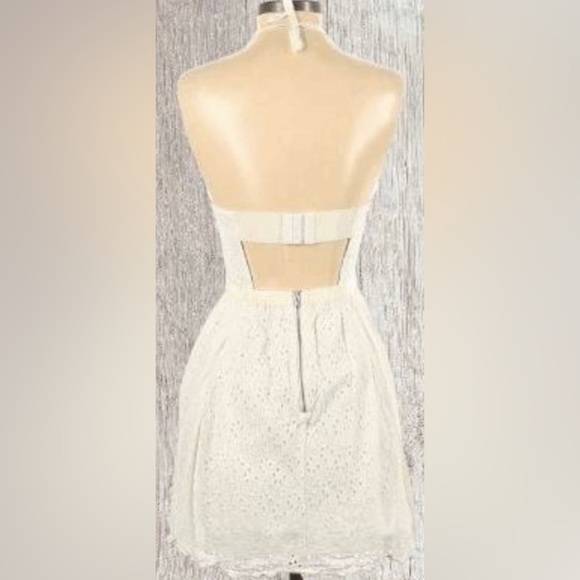 Aritzia Talula size 0 open back halter eyelet dress - Picture 16 of 16